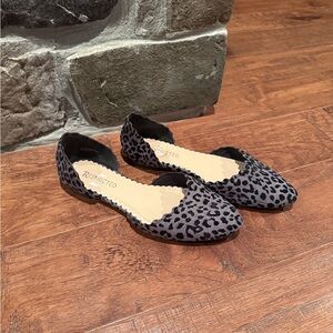 Restricted Gray Leopard Print Flats